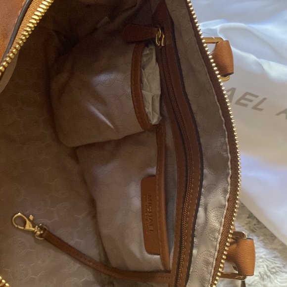 NWT MK Vanessa Chain Satchel Shoulder Bag - Picture 2 of 12